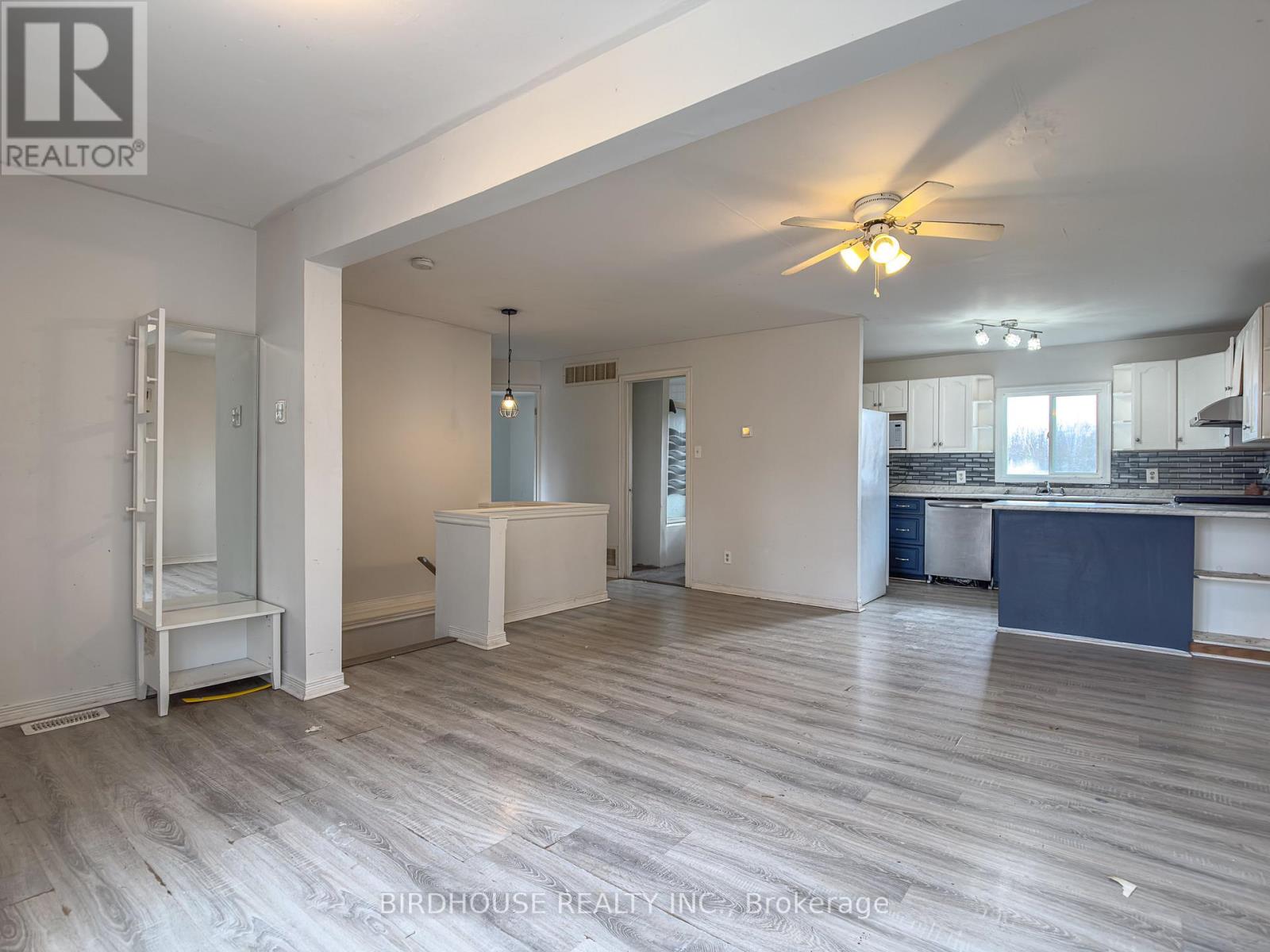 26 LAIRD DRIVE - 9