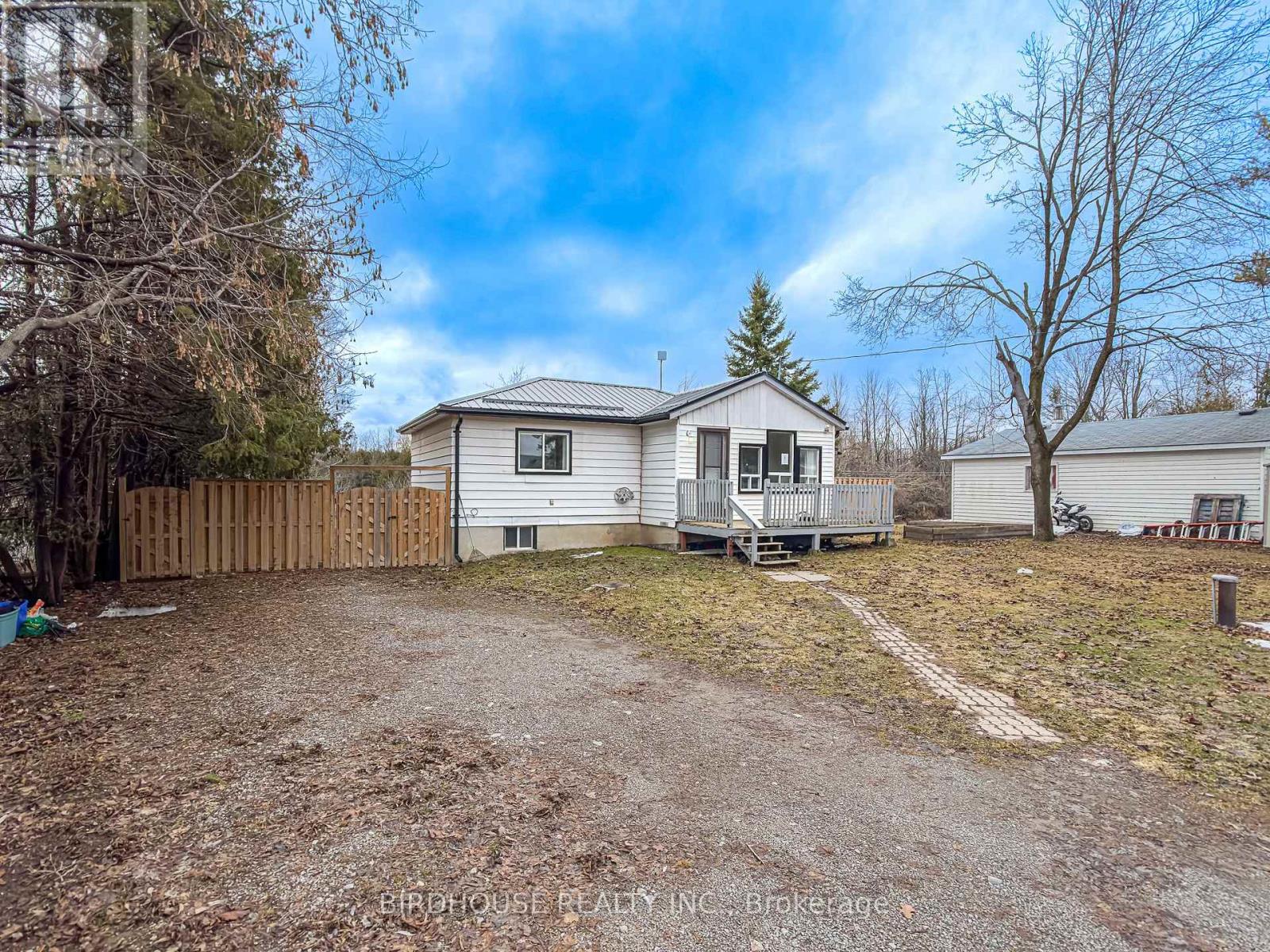 26 LAIRD DRIVE - 5