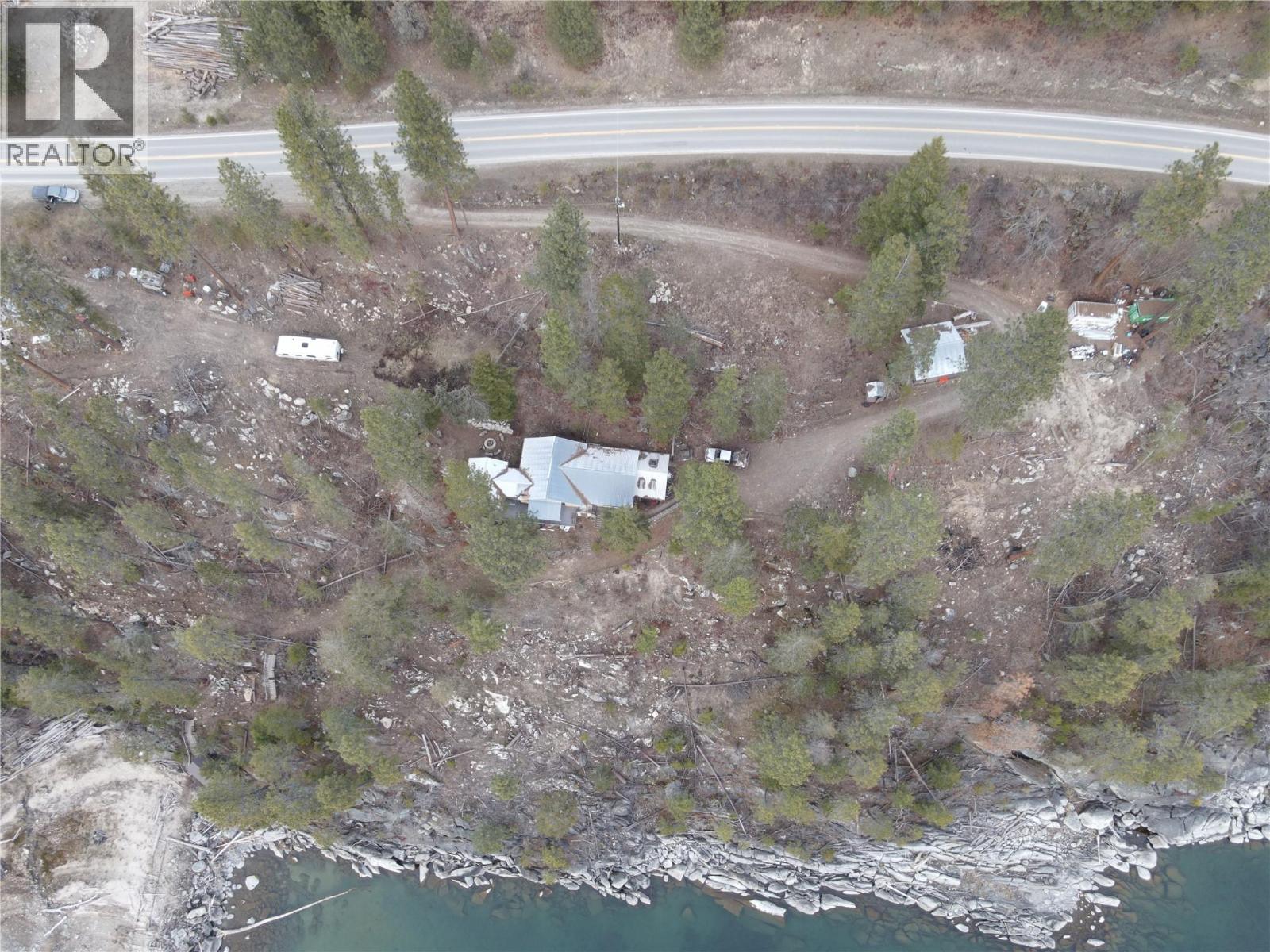 9779 3A Highway Unit# B, Kuskanook