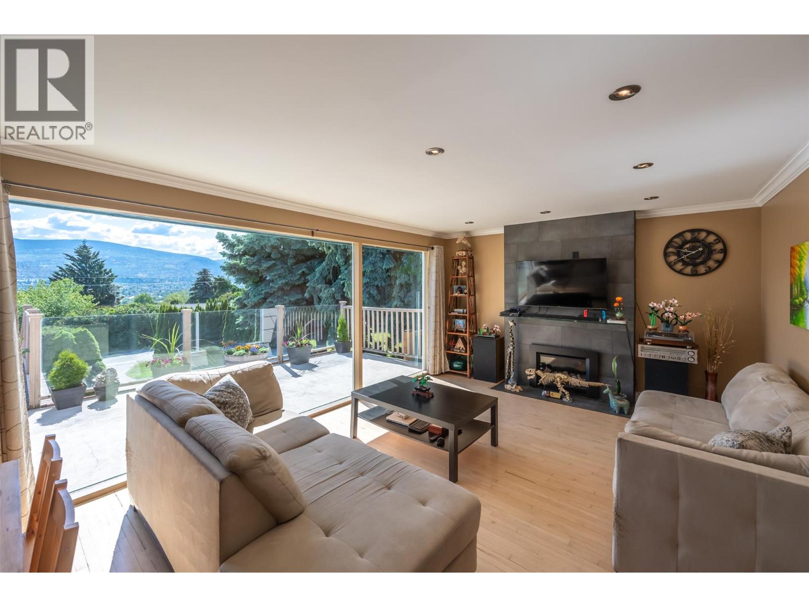 808 Vedette Drive, Penticton