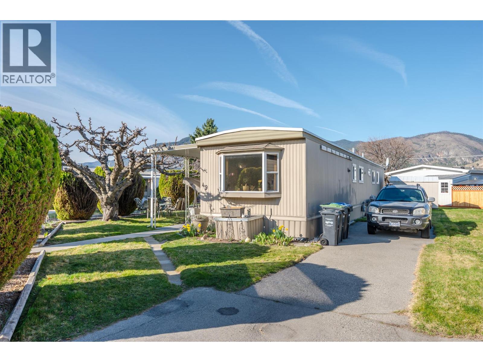 #49 197 Dauphin Avenue - 1