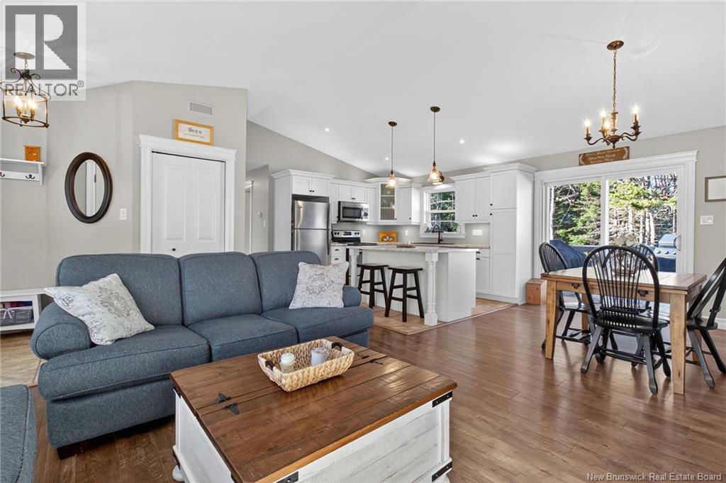 74 BELLEFIELD ROAD - 8