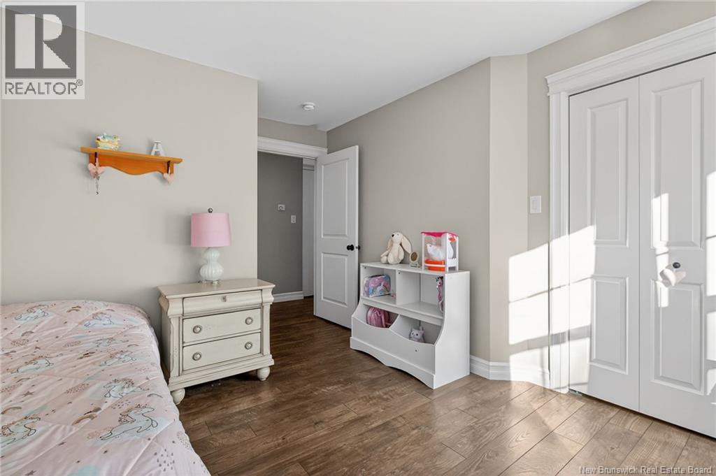 74 BELLEFIELD ROAD - 17