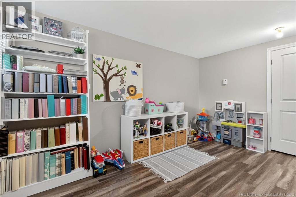 74 BELLEFIELD ROAD - 27