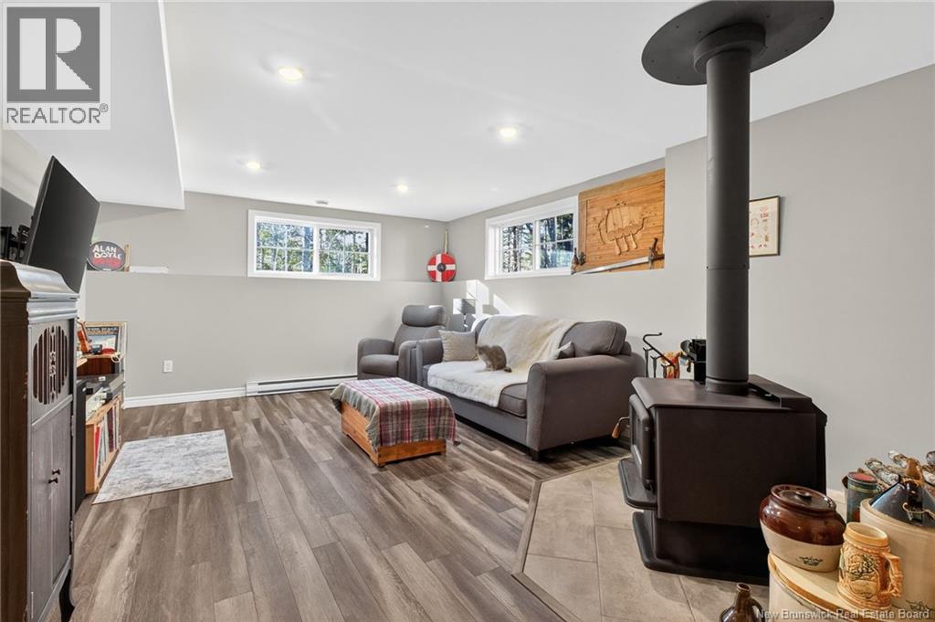 74 BELLEFIELD ROAD - 29