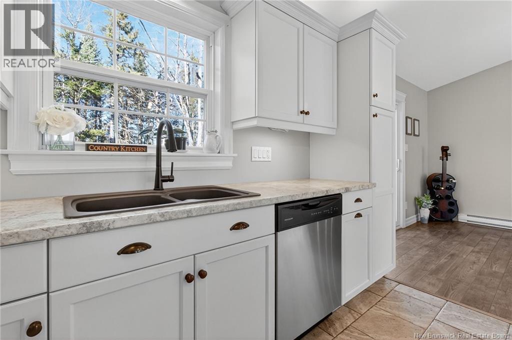 74 BELLEFIELD ROAD - 13