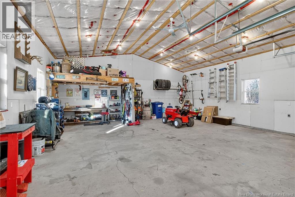 74 BELLEFIELD ROAD - 33