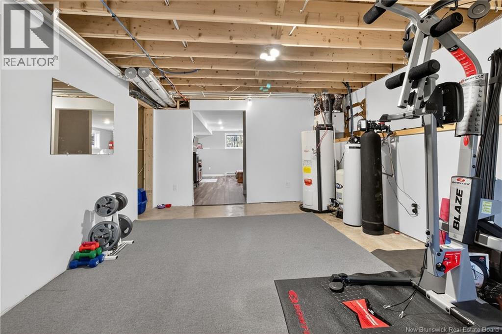 74 BELLEFIELD ROAD - 32