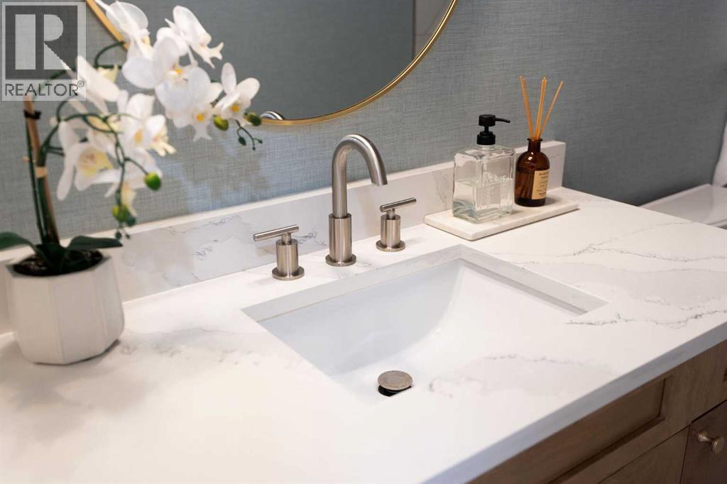 Single Family House Bungalow for Sale in  Lacombe Way SW Lakeview Calgary 