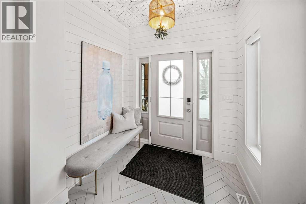 Single Family House Bungalow for Sale in  Lacombe Way SW Lakeview Calgary 