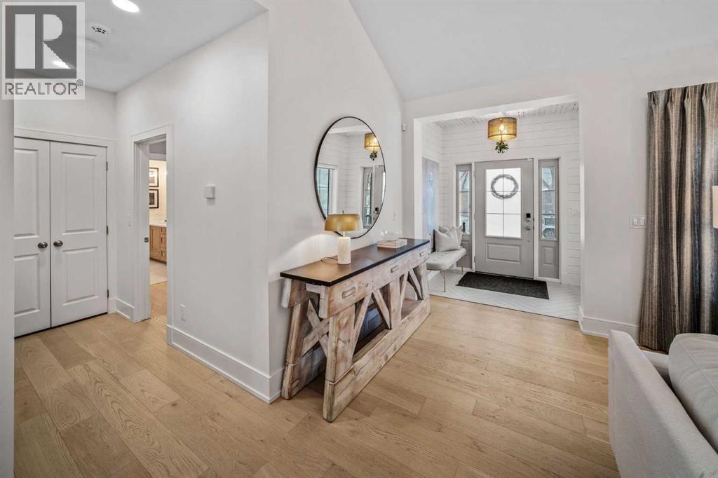 Single Family House Bungalow for Sale in  Lacombe Way SW Lakeview Calgary 