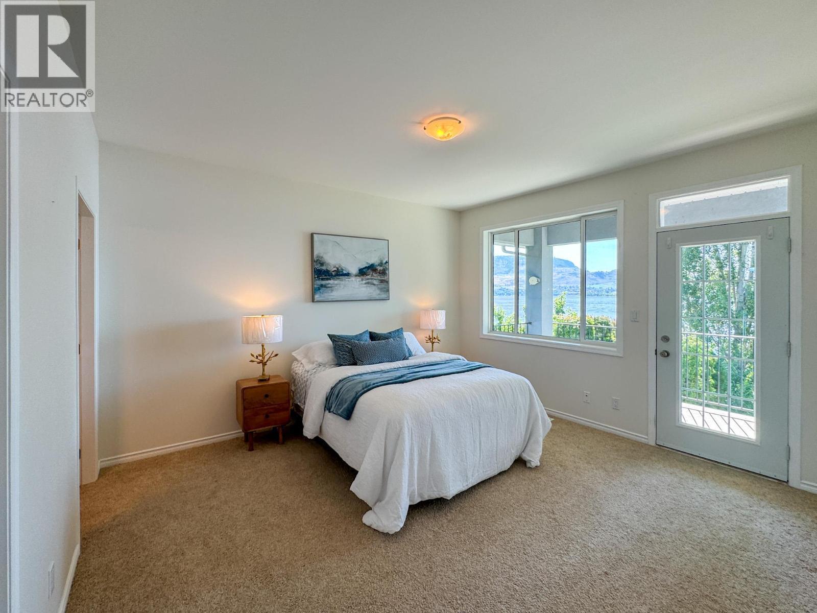 8503 Kingfisher Drive, Osoyoos