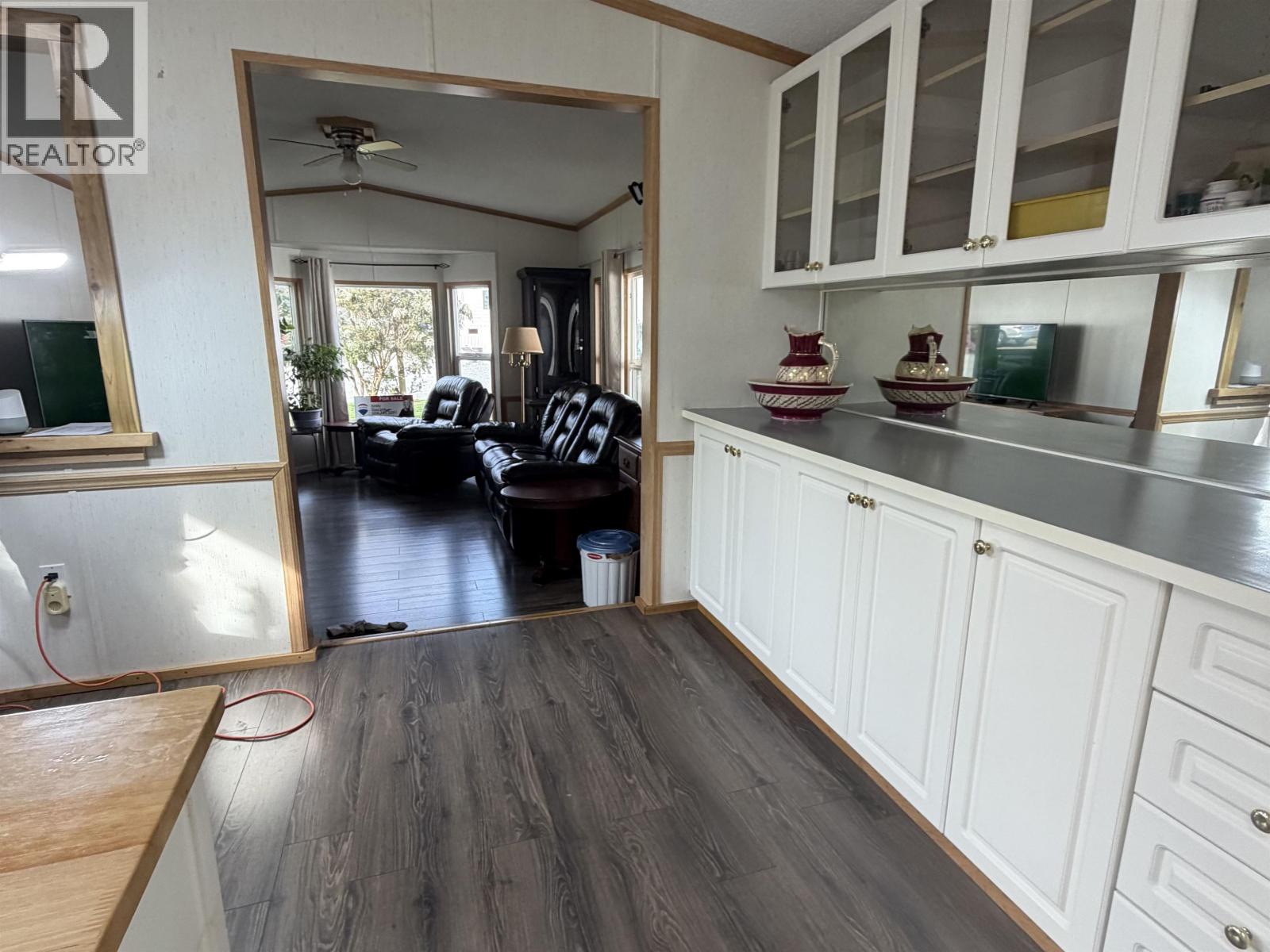 28 5575 MASON ROAD, Sechelt