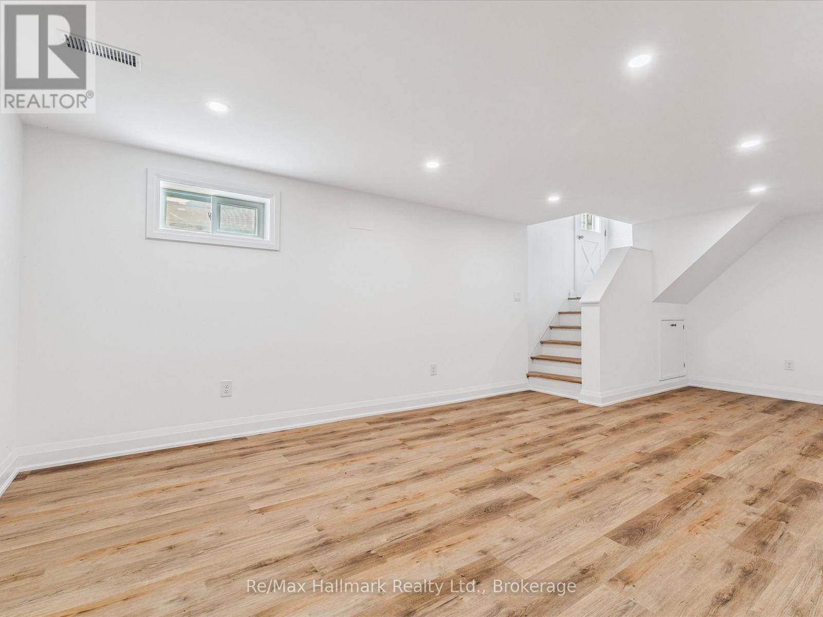 300 BURTON ROAD - 23