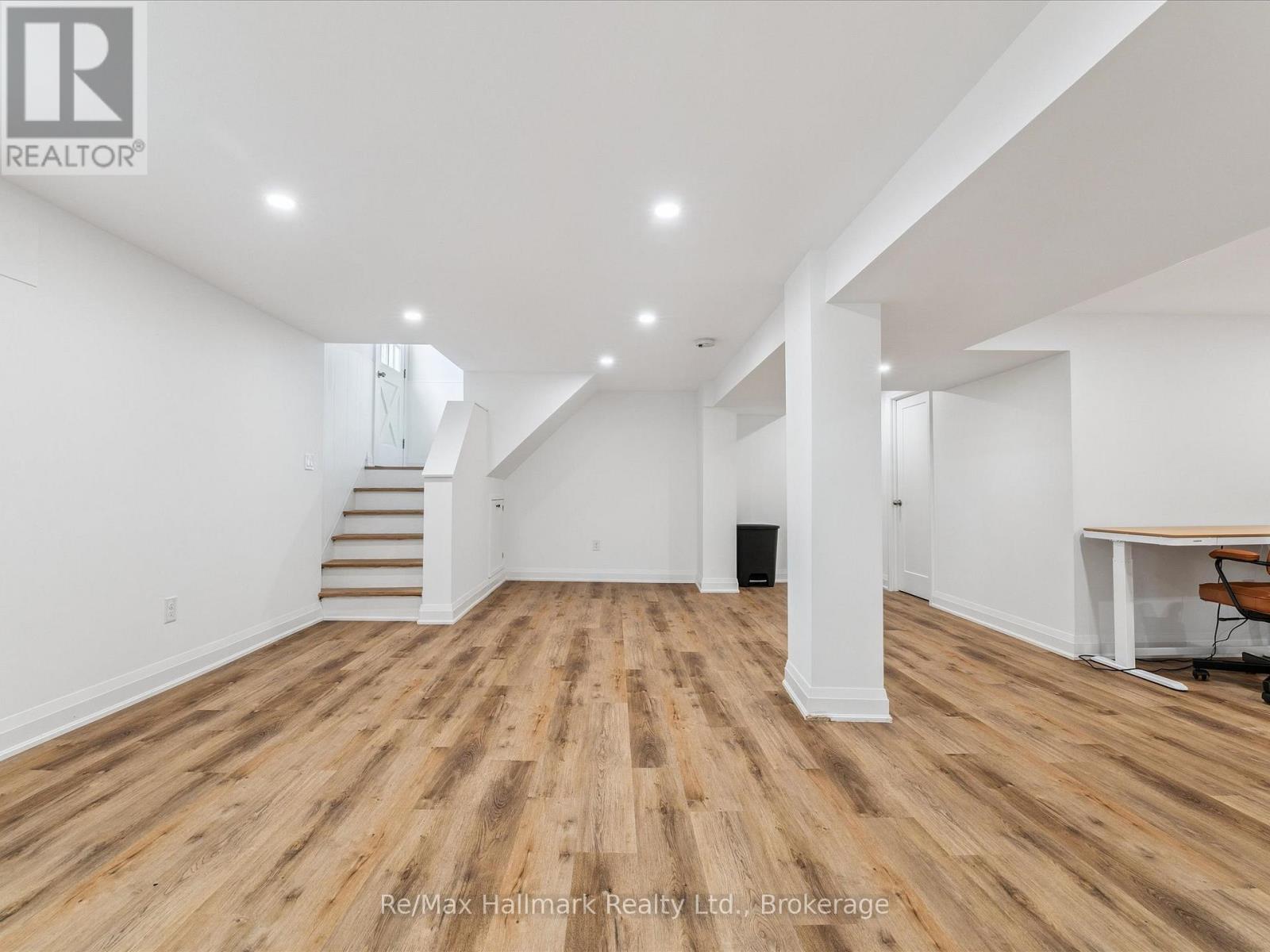 300 BURTON ROAD - 22