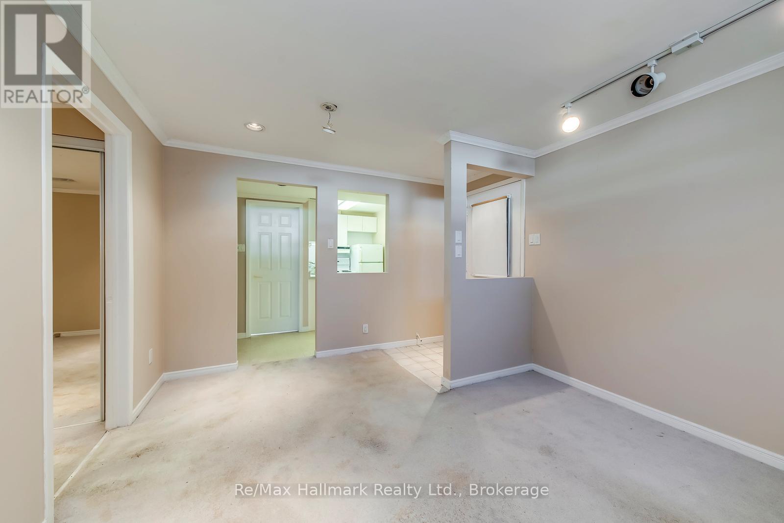 494 CHARTWELL ROAD - 26