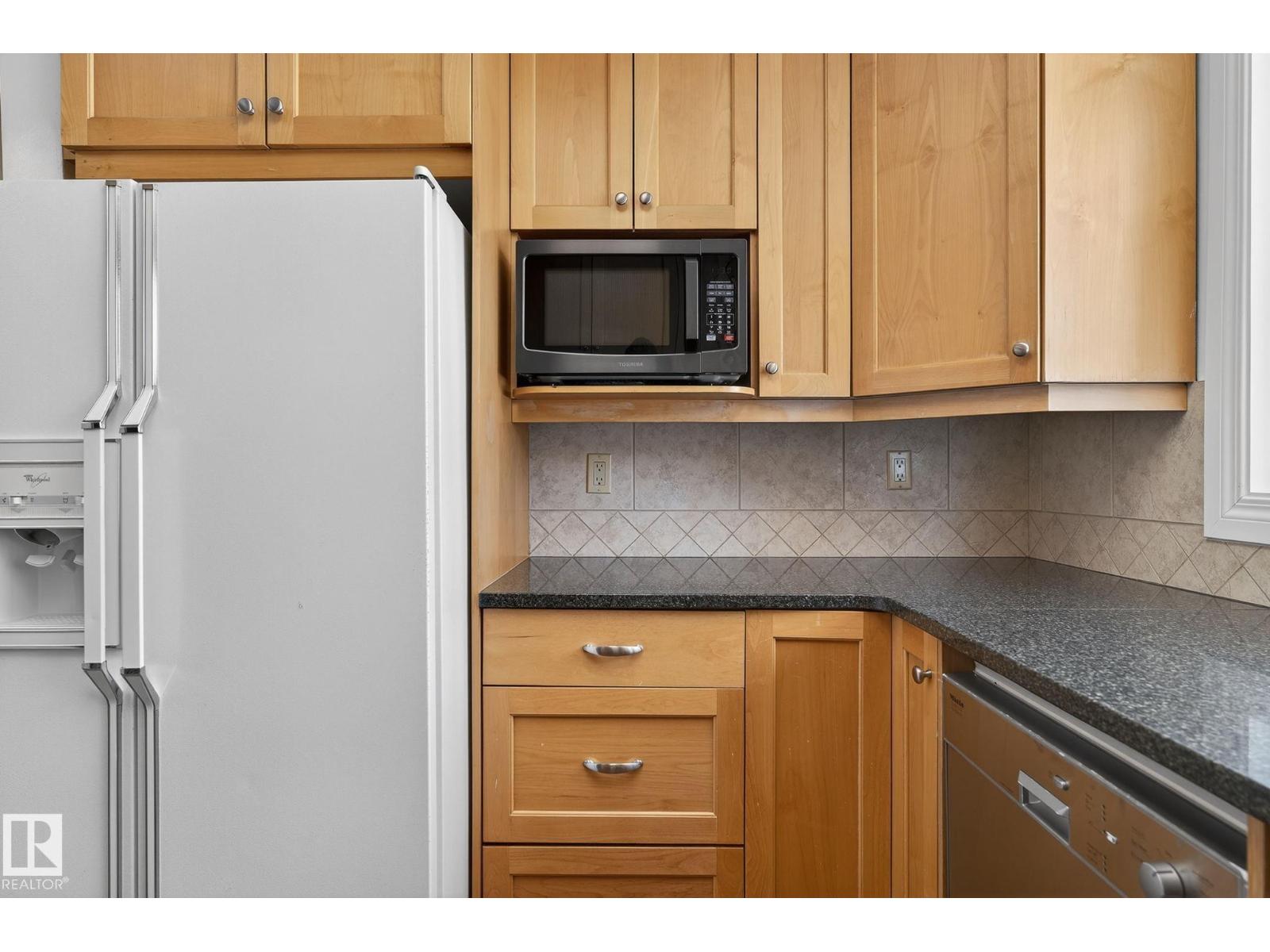 15404 RIO TERRACE DR NW, Edmonton