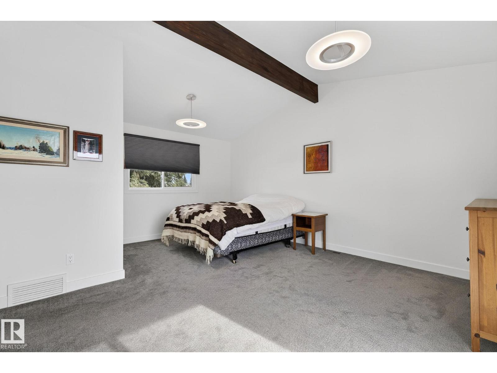 15404 RIO TERRACE DR NW, Edmonton