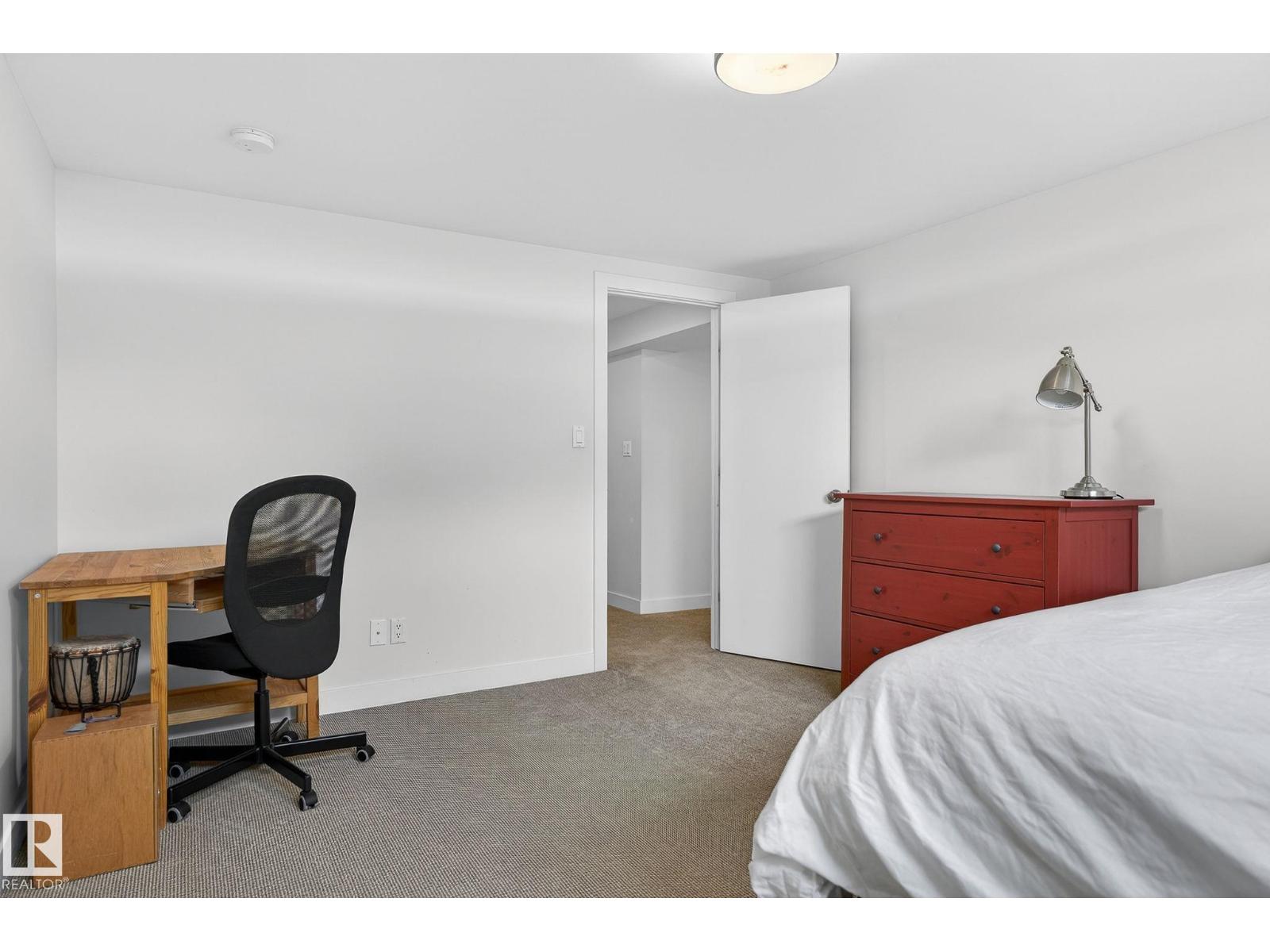 15404 RIO TERRACE DR NW, Edmonton