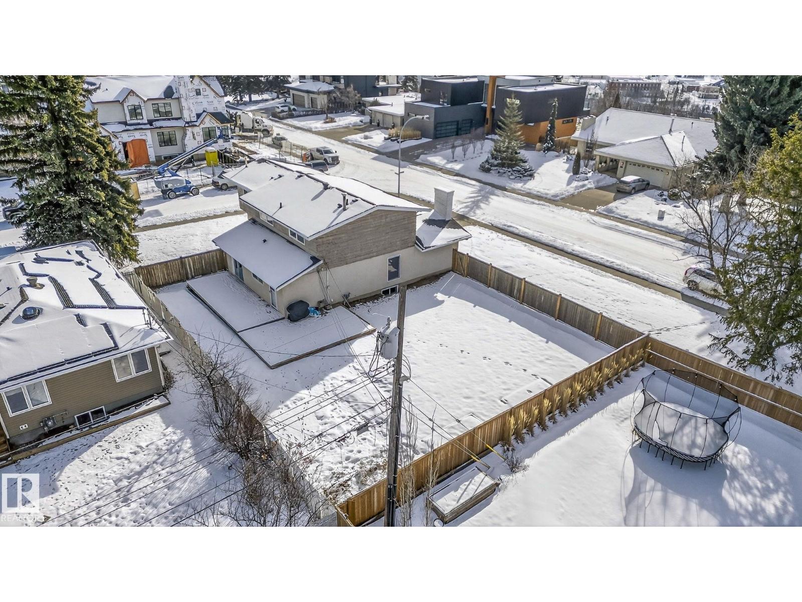 15404 RIO TERRACE DR NW, Edmonton