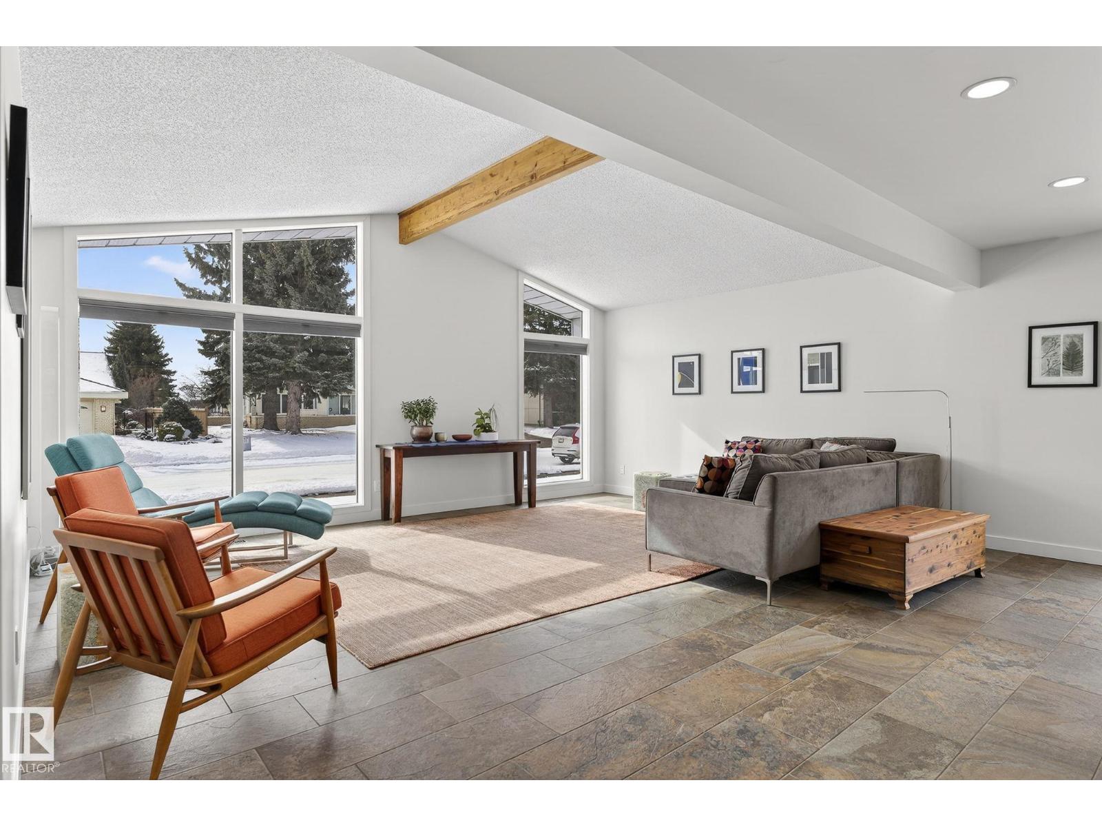 15404 RIO TERRACE DR NW, Edmonton