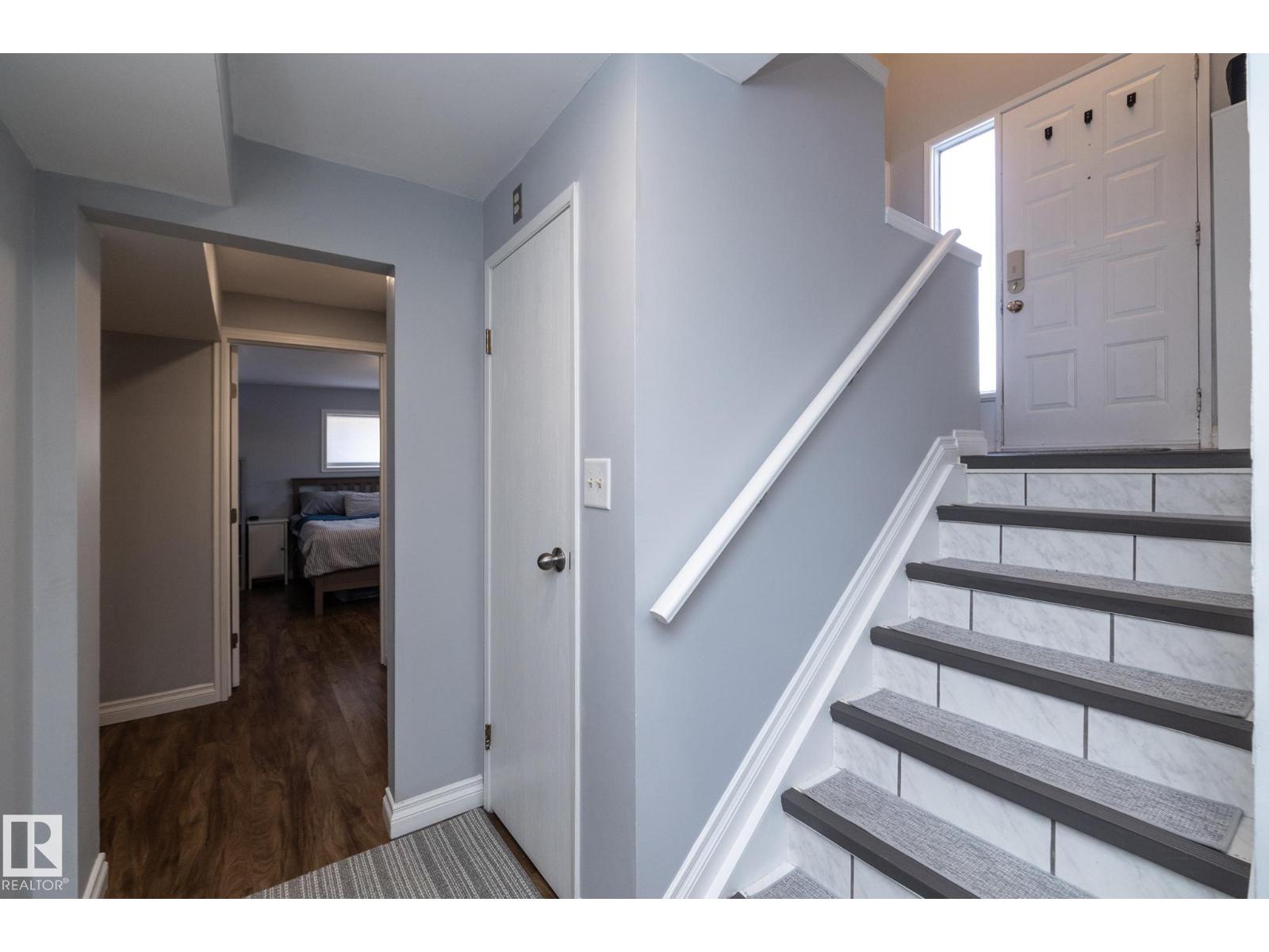 40 ATTWOOD DR - Image 2