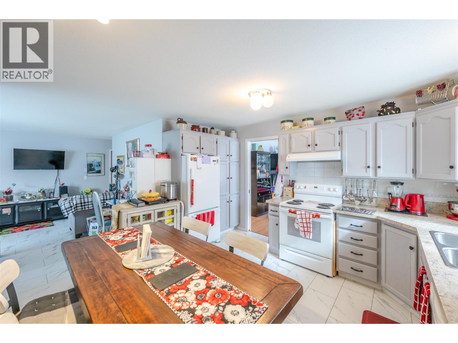 322 Falcon Drive, Penticton