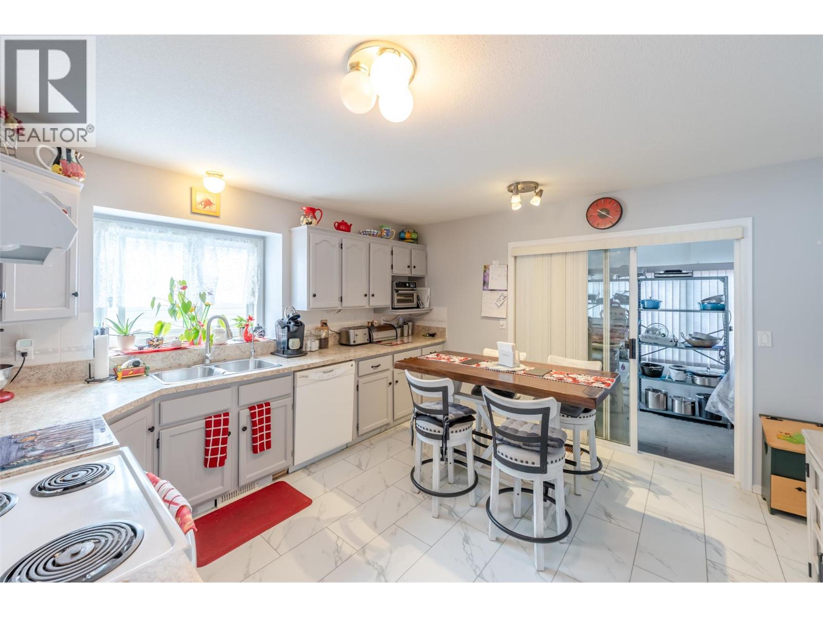 322 Falcon Drive, Penticton