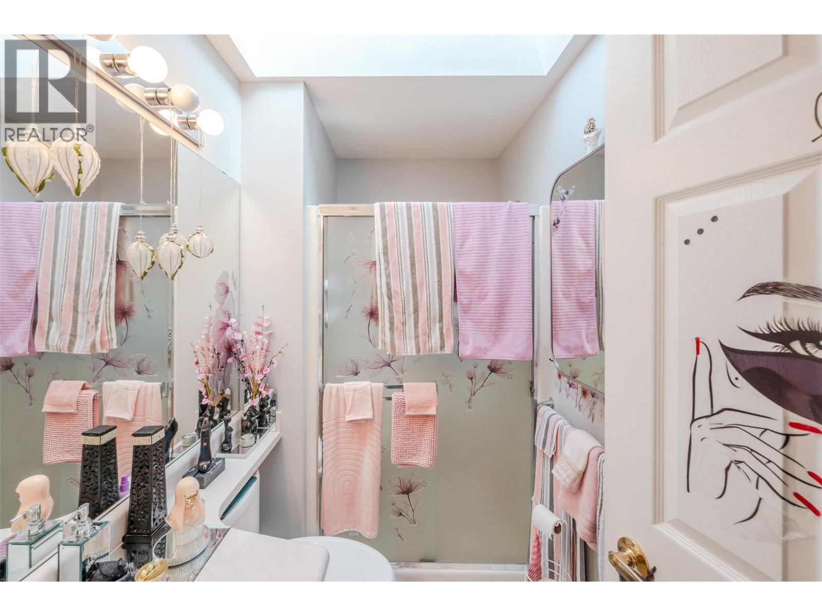 322 Falcon Drive, Penticton