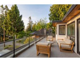 13125 14 Avenue, Surrey, BC V4A1G6 Photo 6