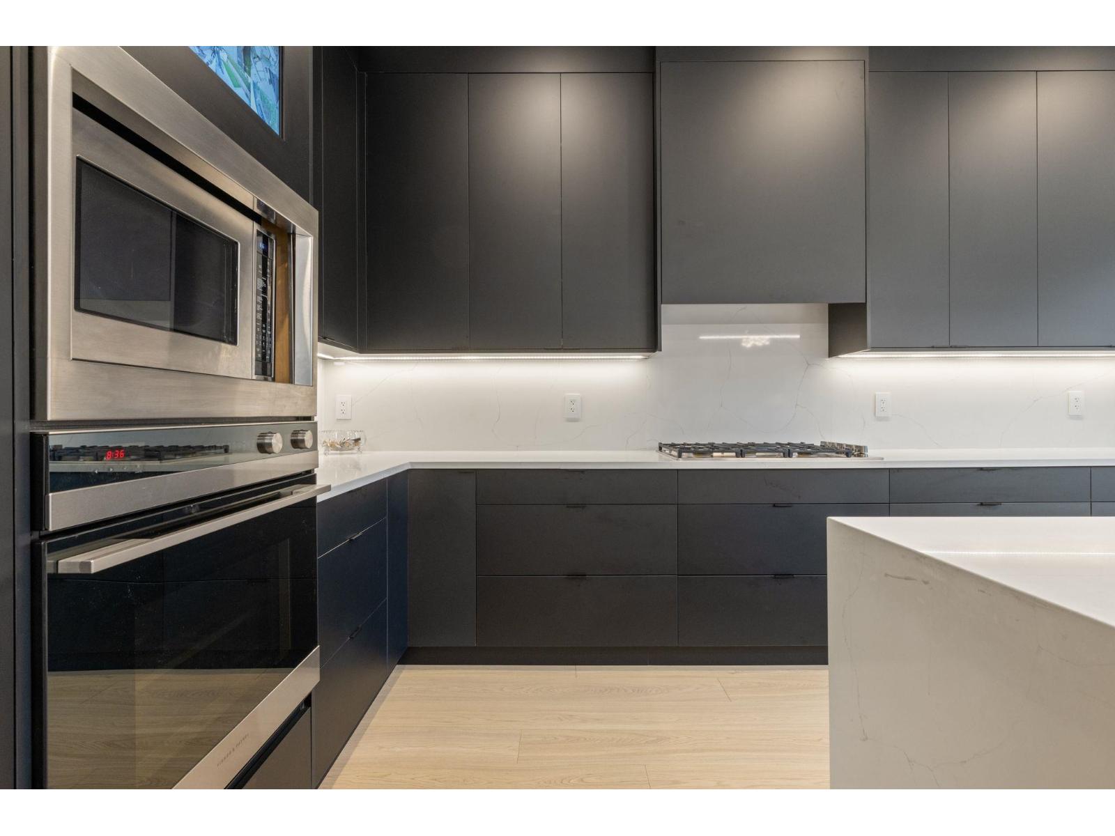 13125 14 AVENUE, Surrey