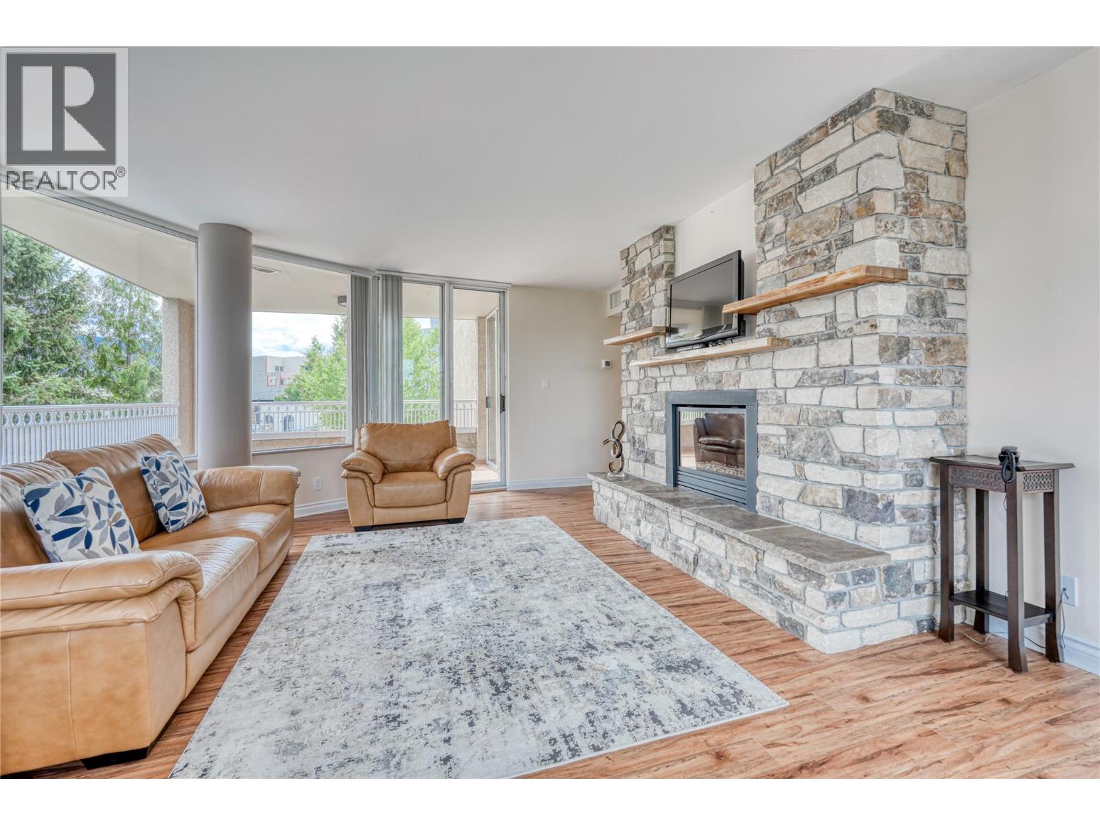 86 LAKESHORE Drive E Unit# 304, Penticton