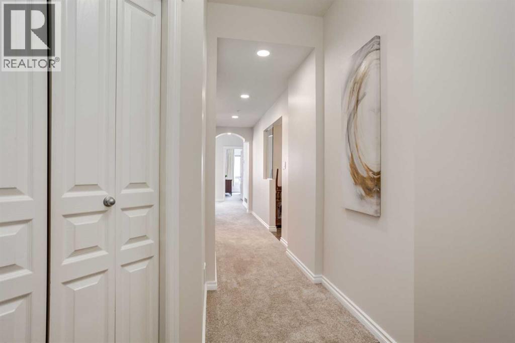 Single Family House for Sale in    Avenue NW Hounsfield Heights/Briar Hill Calgary 