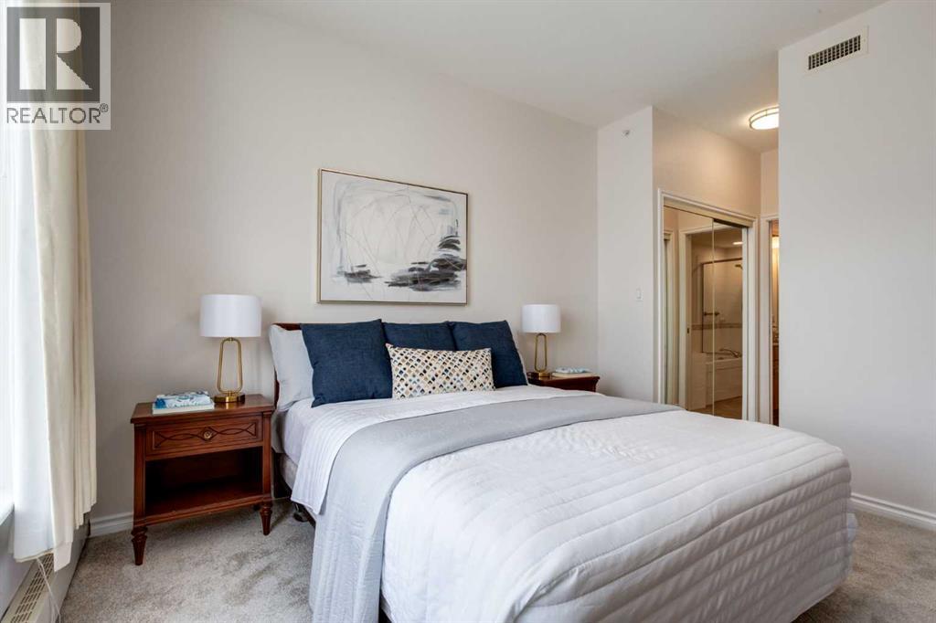 Single Family House for Sale in    Avenue NW Hounsfield Heights/Briar Hill Calgary 