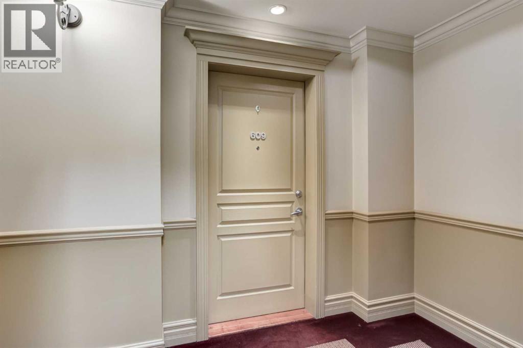 Single Family House for Sale in    Avenue NW Hounsfield Heights/Briar Hill Calgary 