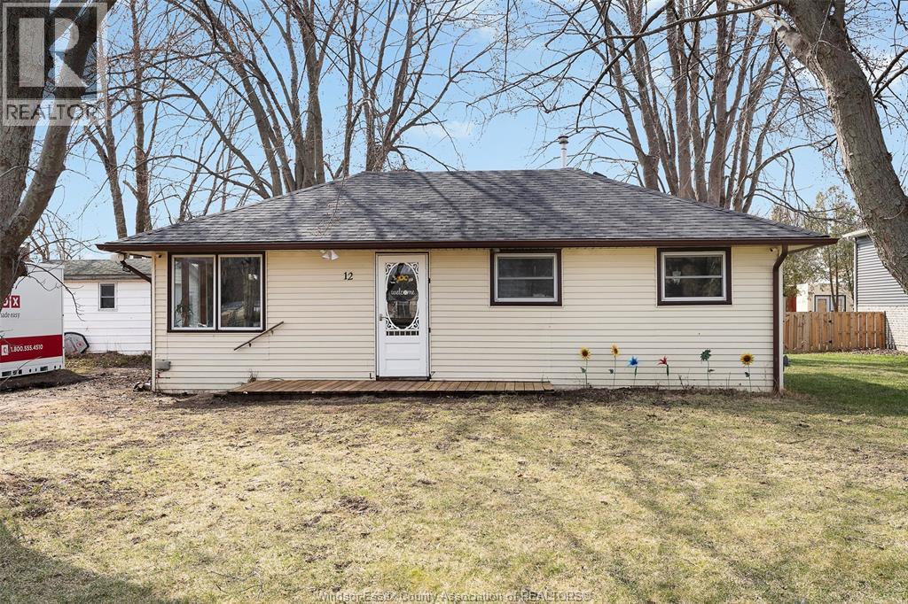 12 PATRICIA AVENUE - 1