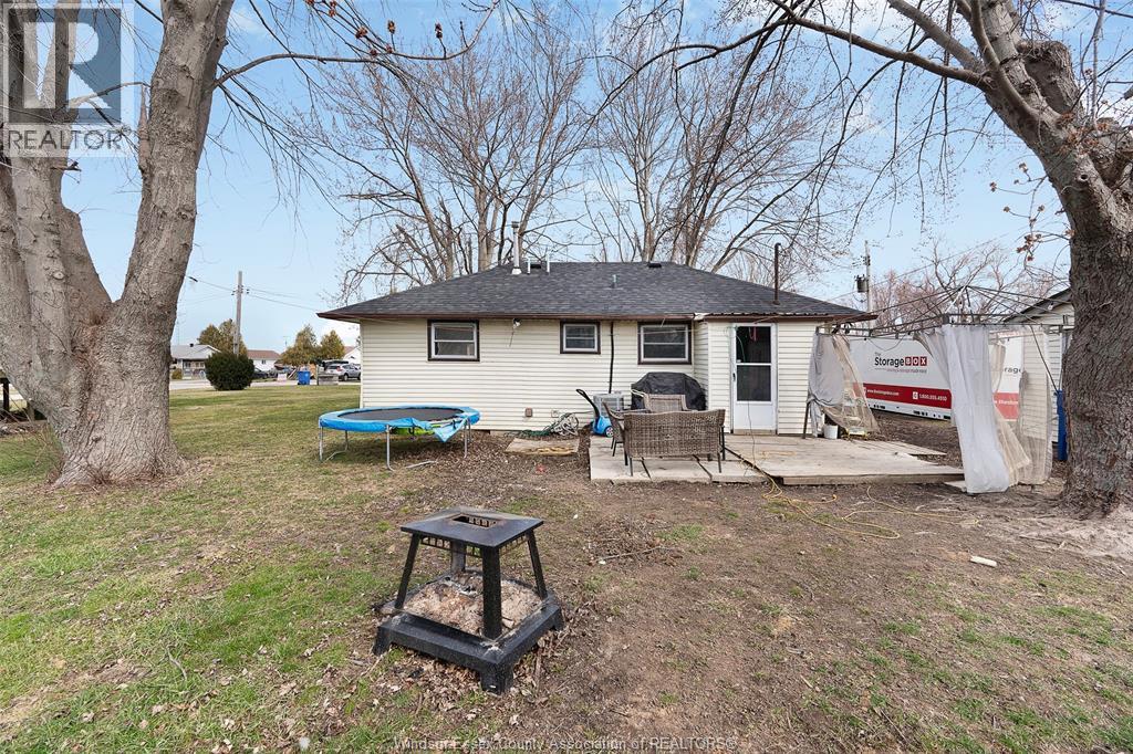 12 PATRICIA AVENUE - 22
