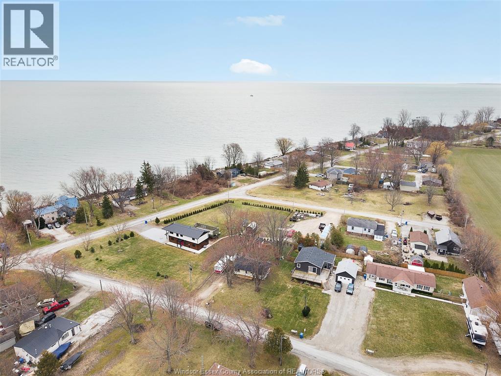 12 PATRICIA AVENUE - 25