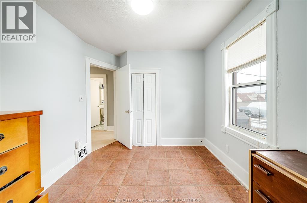 1088 HICKORY, Windsor, Ontario