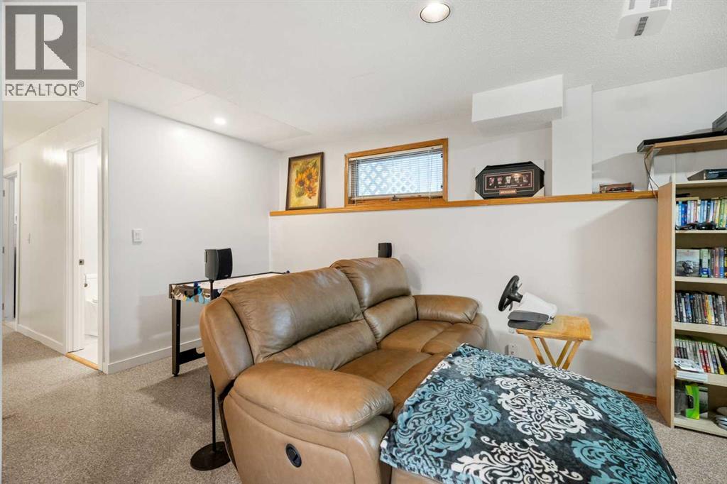 Single Family House Bi-level for Sale in  Riverside Mews SE Riverbend Calgary 