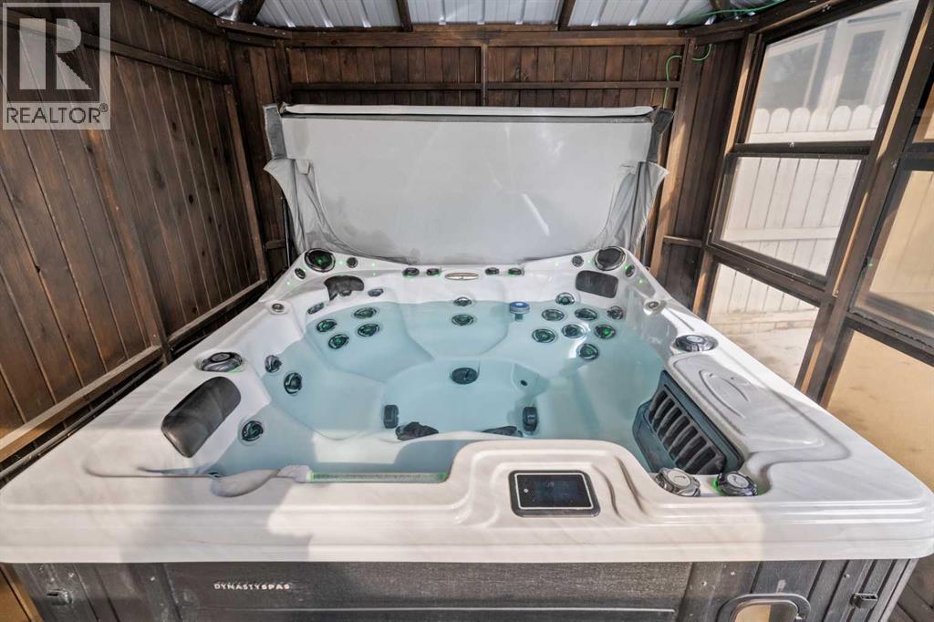 Single Family House Bi-level for Sale in  Riverside Mews SE Riverbend Calgary 