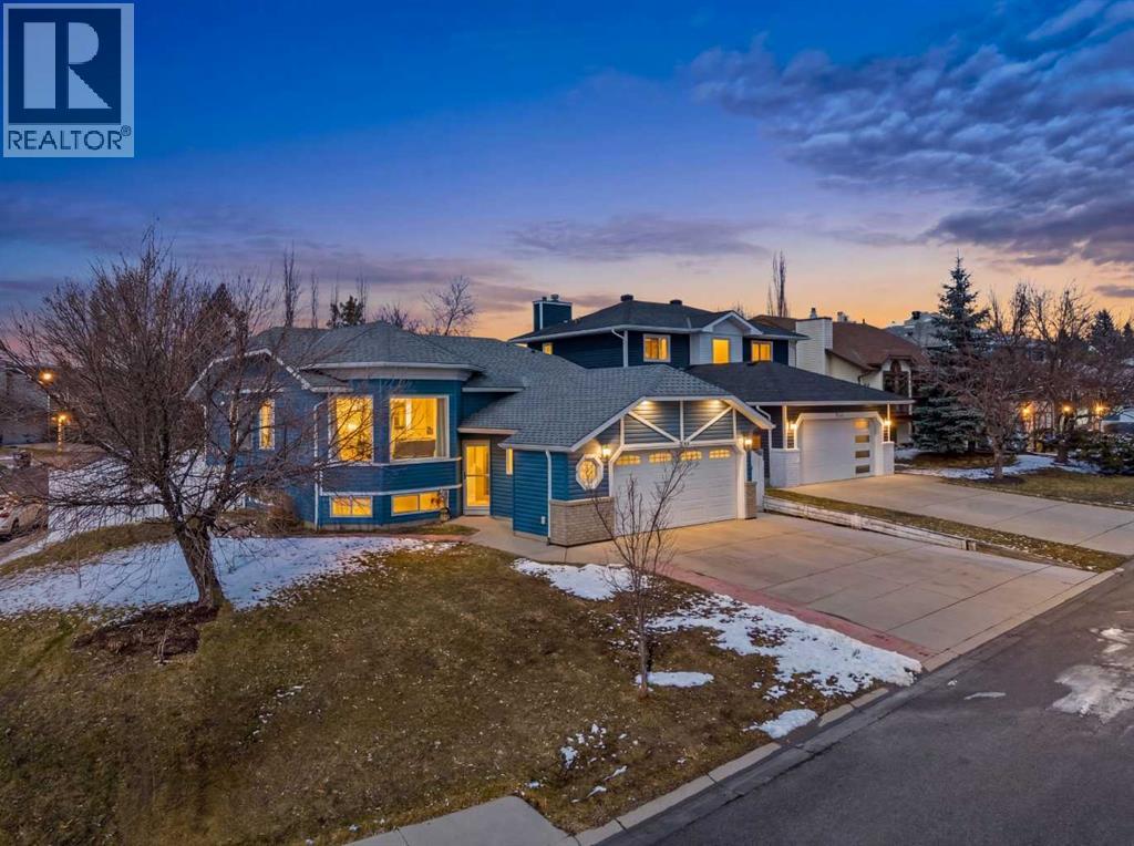 Single Family House Bi-level for Sale in  Riverside Mews SE Riverbend Calgary 