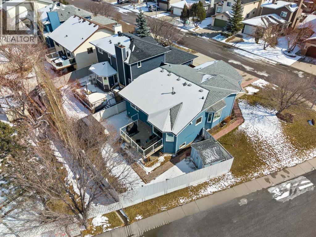 Single Family House Bi-level for Sale in  Riverside Mews SE Riverbend Calgary 