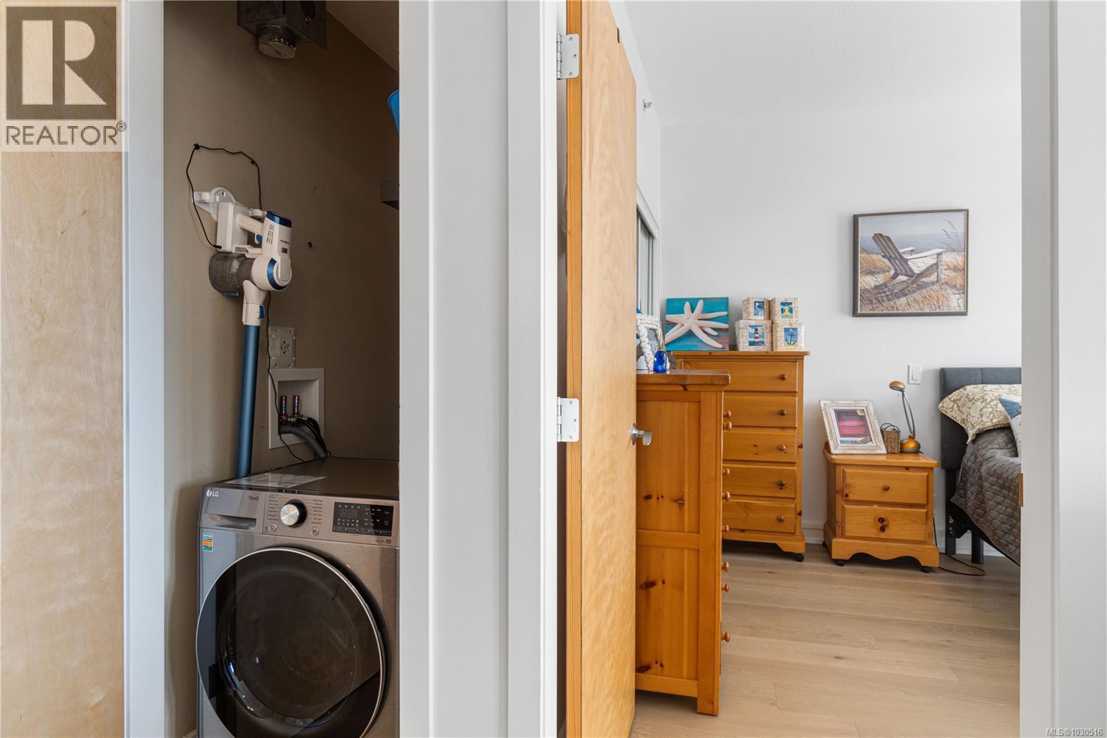 #606 194 BEACHSIDE DR - 11