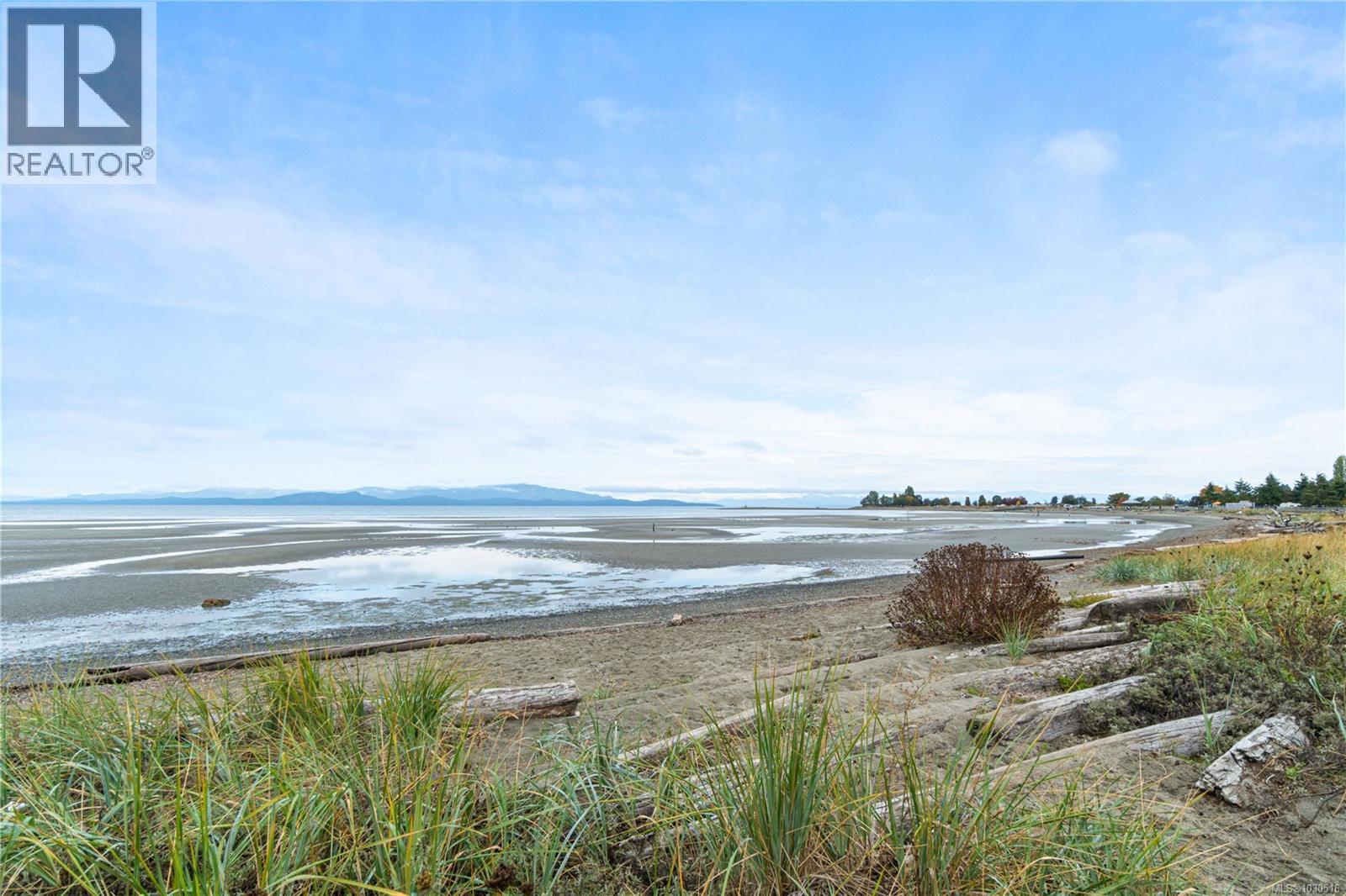 #606 194 BEACHSIDE DR - 17