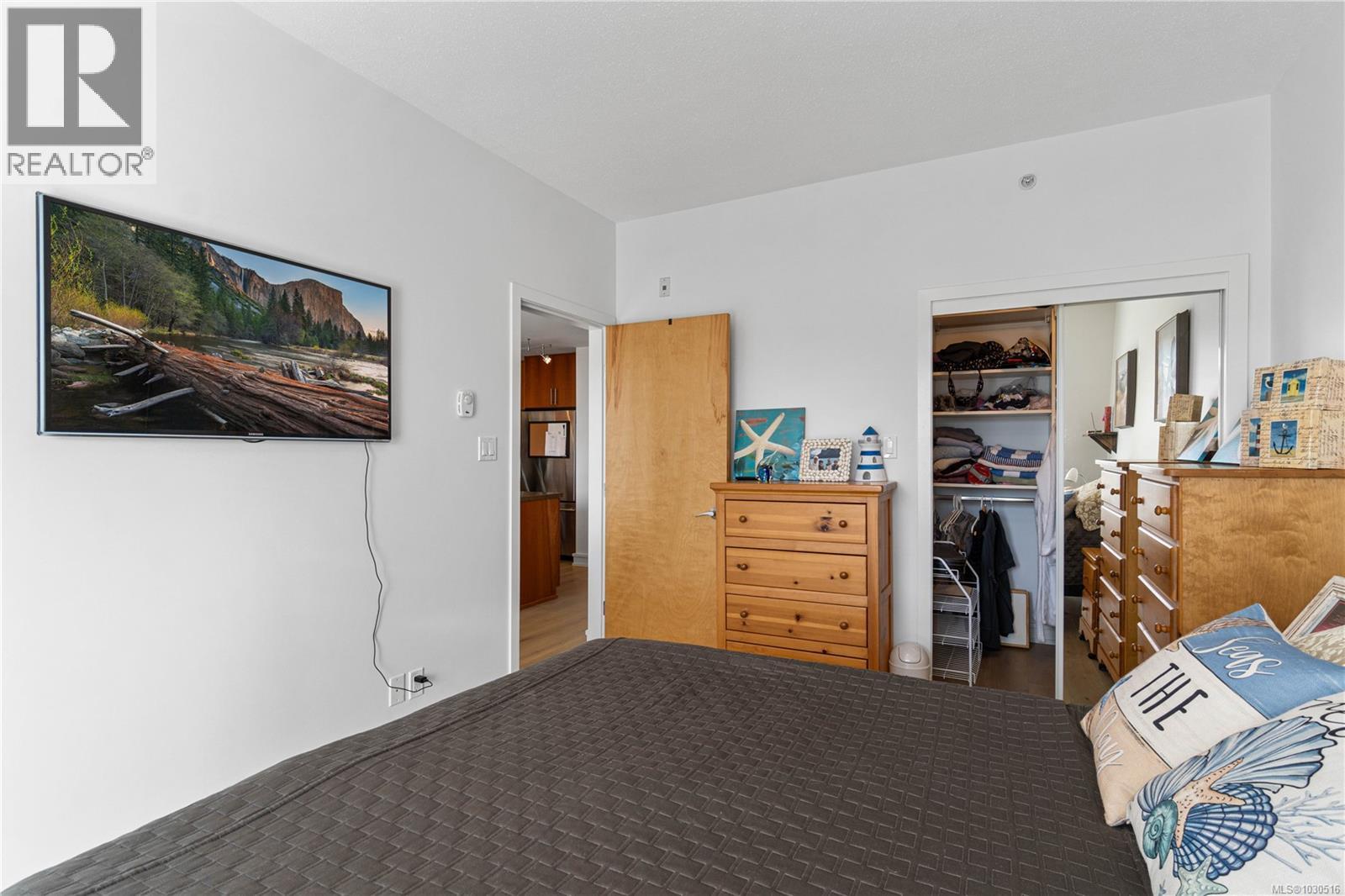 #606 194 Beachside Dr - 43