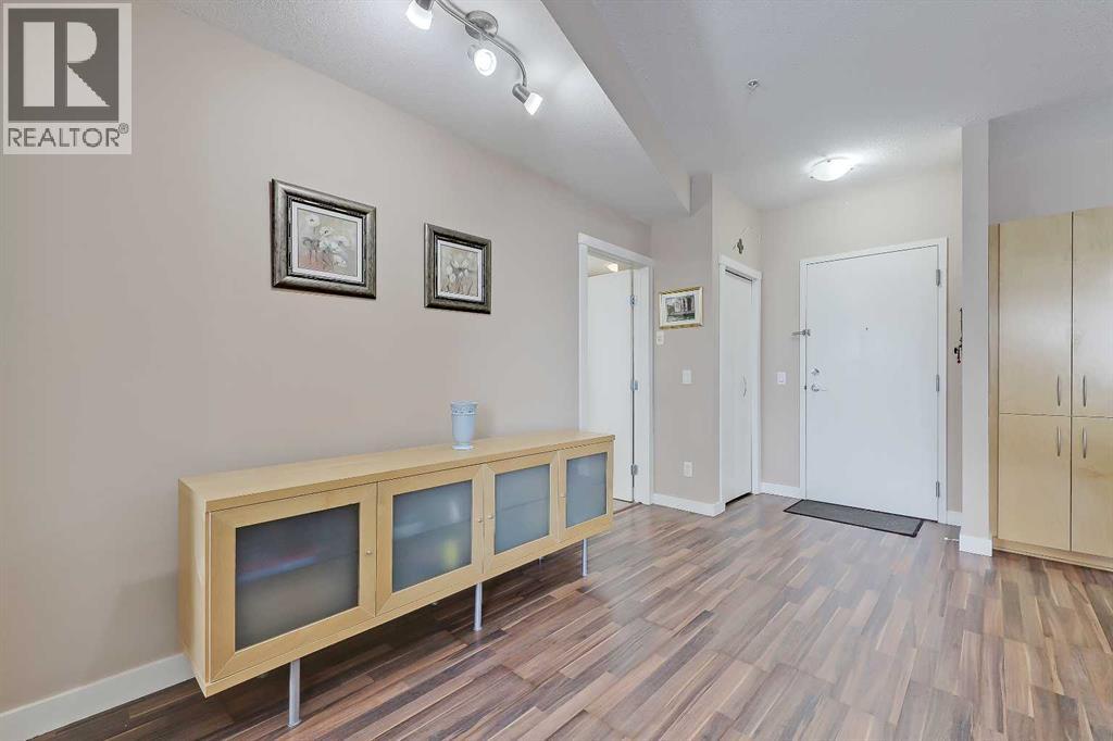 #226 69 SPRINGBOROUGH COURT SW - 16