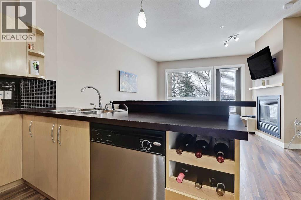 #226 69 SPRINGBOROUGH COURT SW - 6