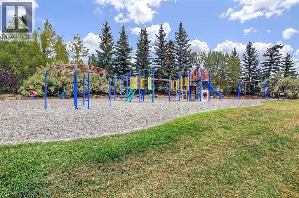 #226 69 SPRINGBOROUGH COURT SW - 36