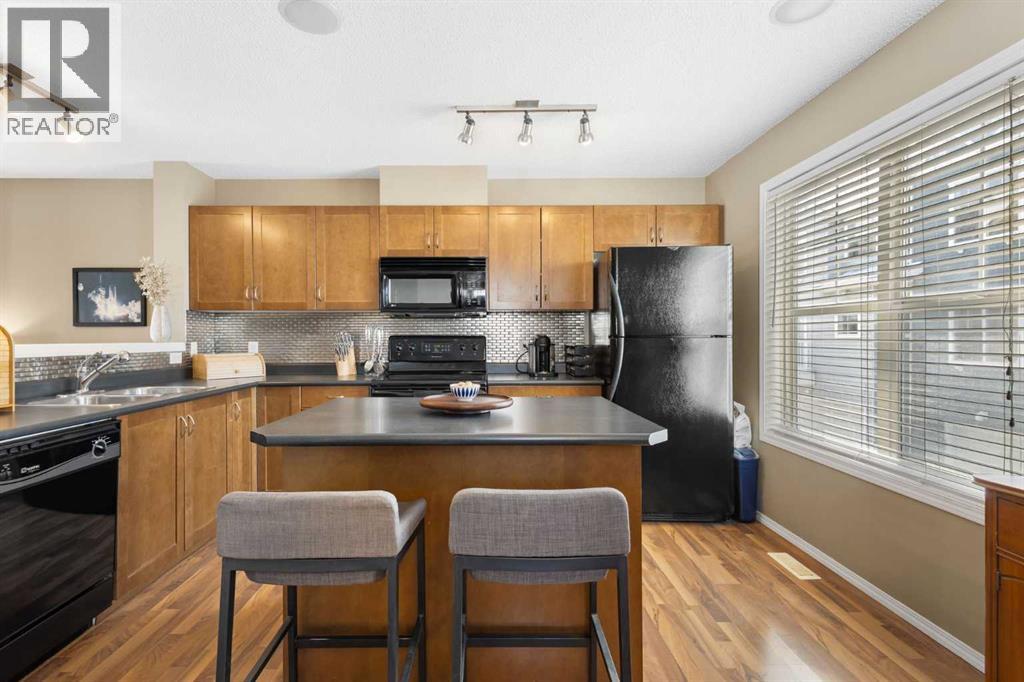 Single Family House 4 Level for Sale in  Elgin Gardens SE McKenzie Towne Calgary 